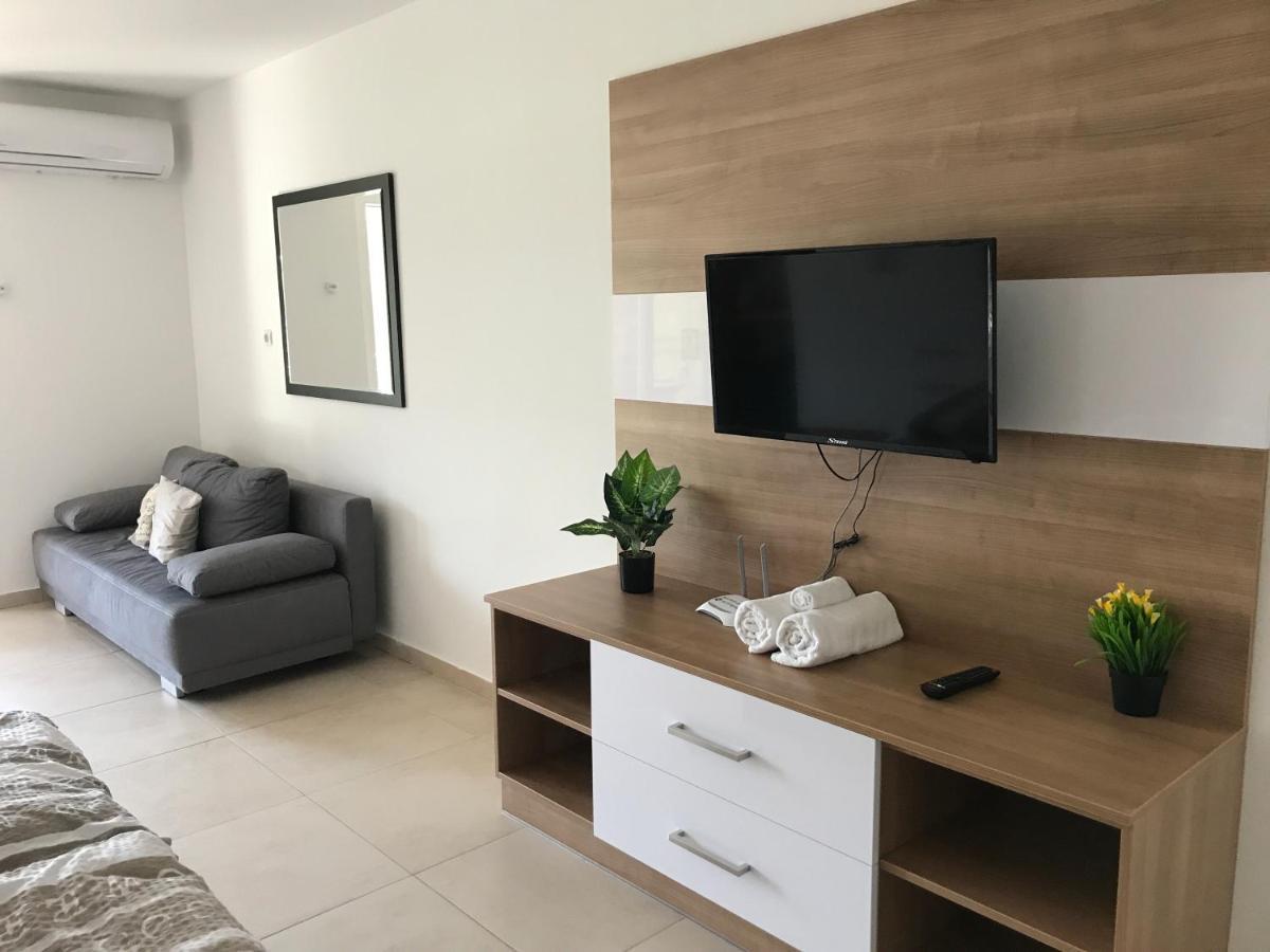Tisza Gyoengye Apartmanhaz Szeged Exterior photo