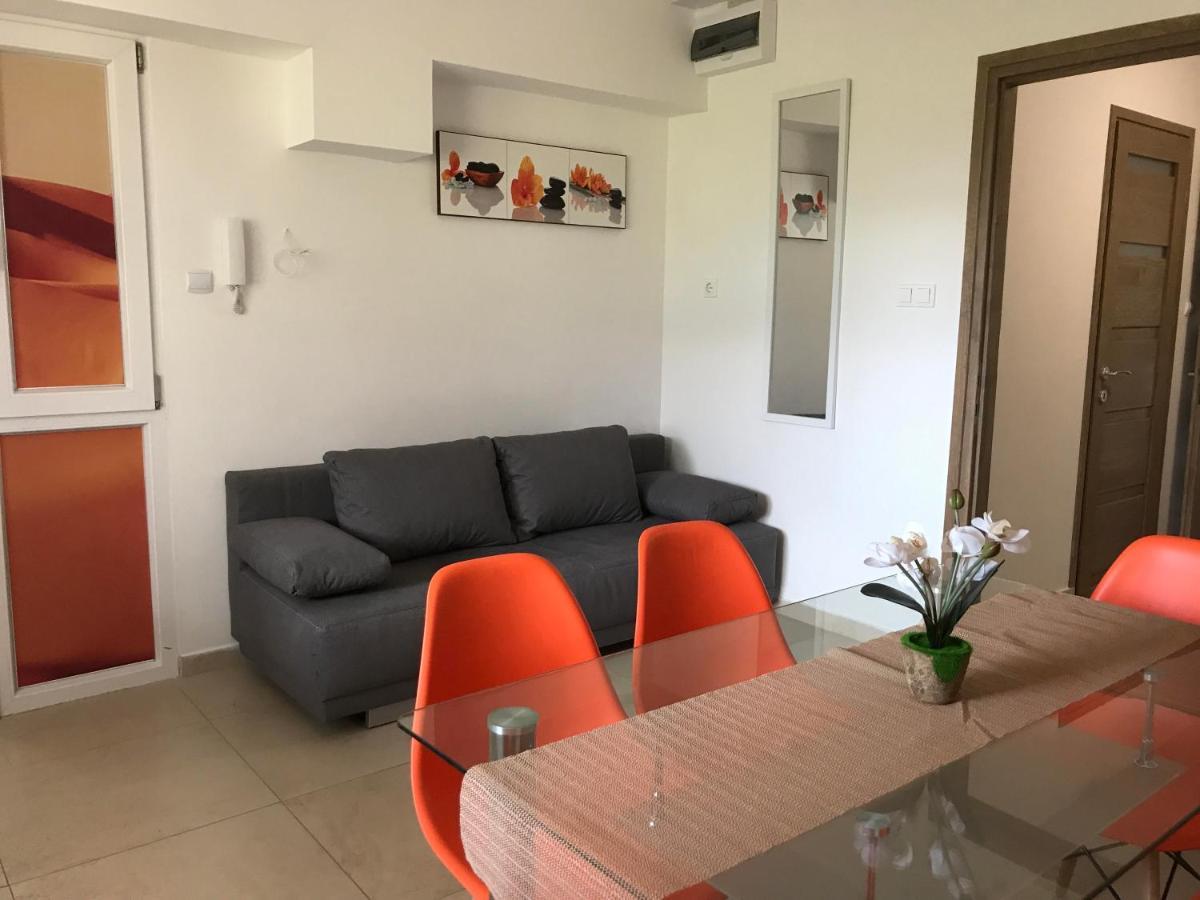 Tisza Gyoengye Apartmanhaz Szeged Exterior photo