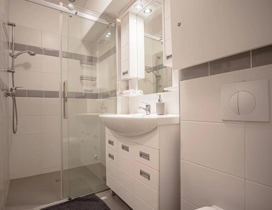 Tisza Gyoengye Apartmanhaz Szeged Exterior photo