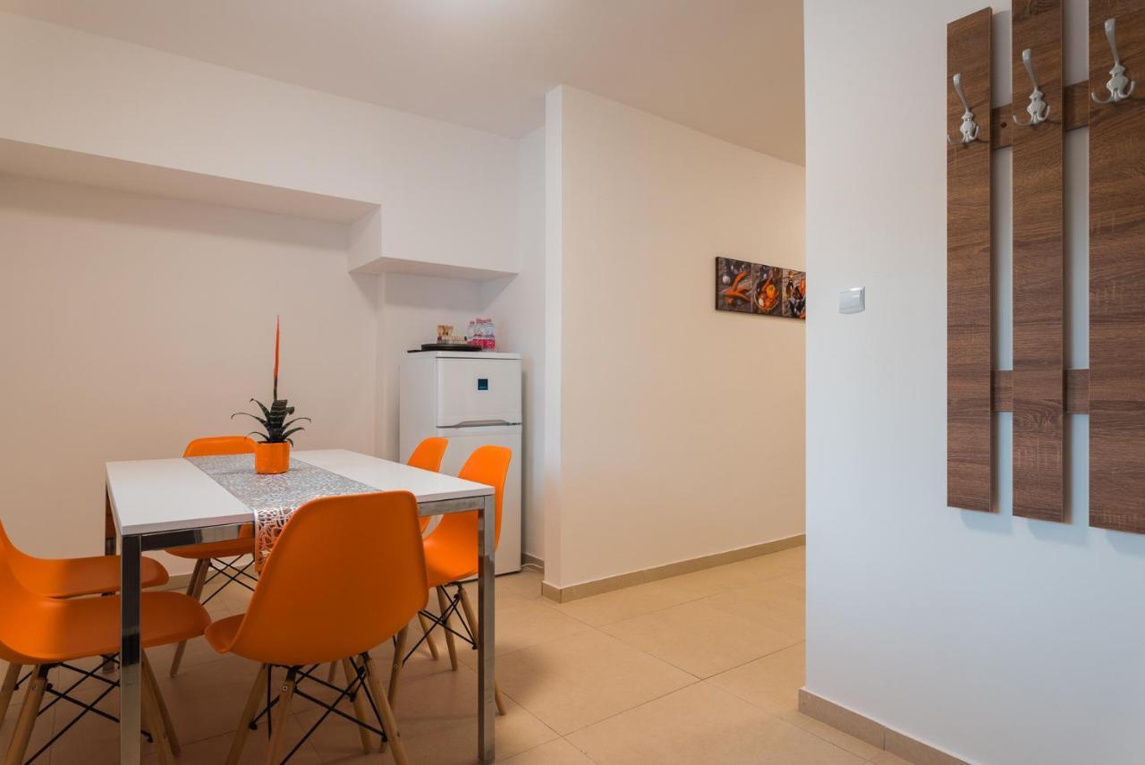Tisza Gyoengye Apartmanhaz Szeged Exterior photo