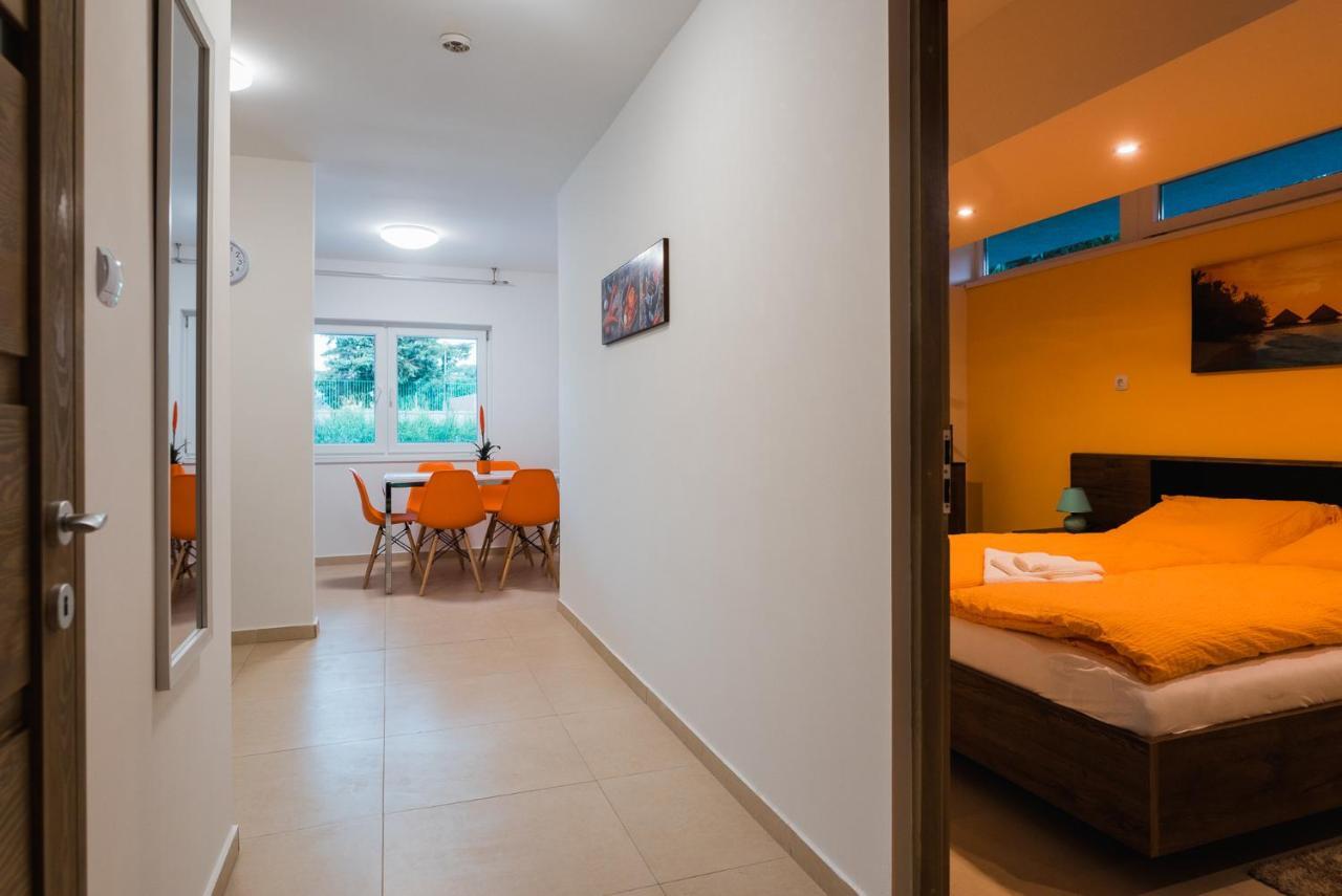 Tisza Gyoengye Apartmanhaz Szeged Exterior photo